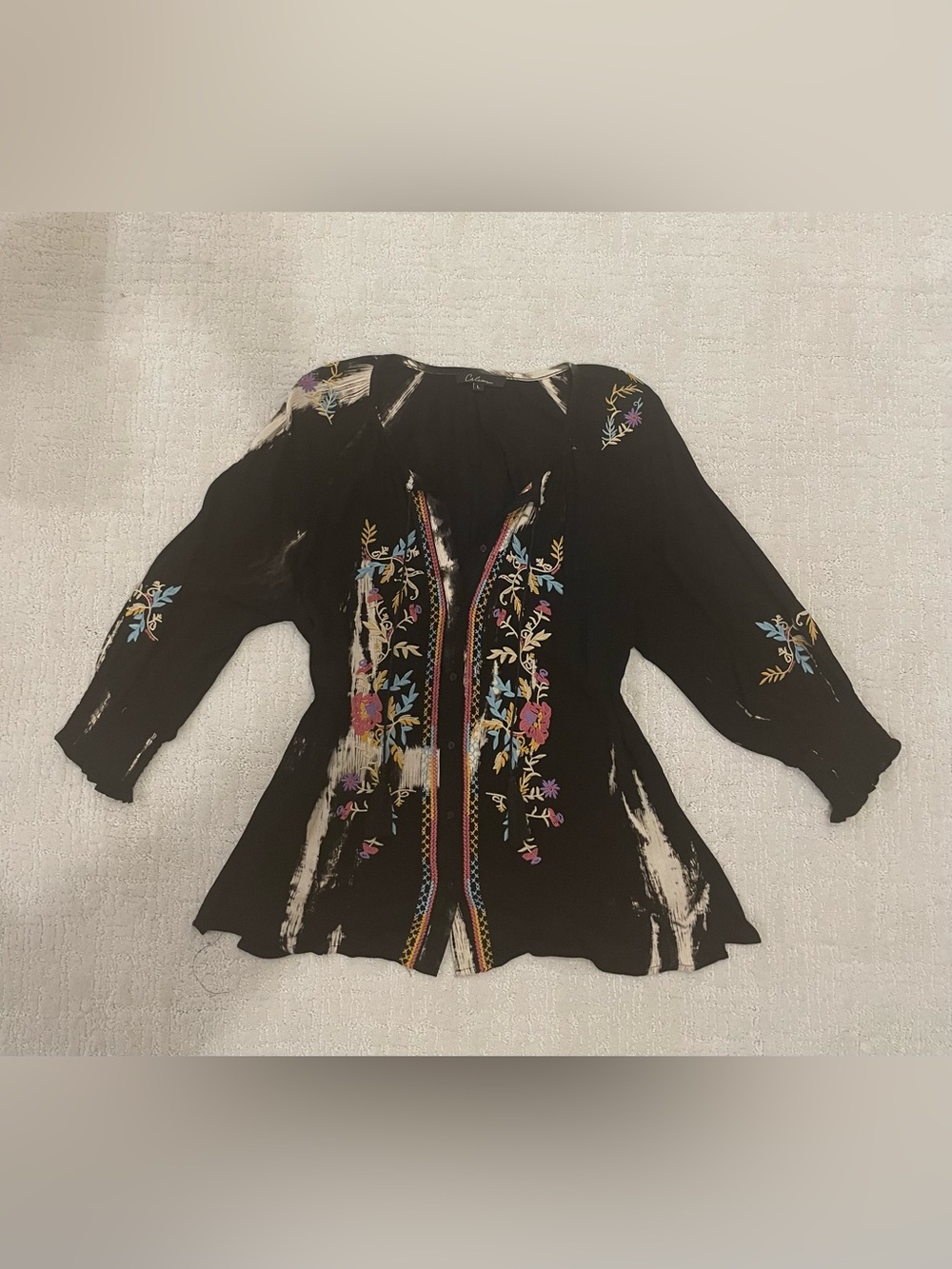 CALESSA Boho Black Floral Embroidered Button-Front Blouse Lightweight Large - Picture 2 of 9